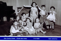 Clube da m%c3%a3es 7 11 1954 (2)