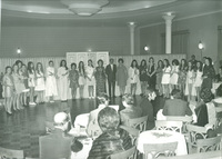 2   baile de debutantes 1970