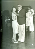 Baile de debutantes 1975   mar%c3%adlia ribeiro do amaral  napole%c3%a3o de santi ribeiro
